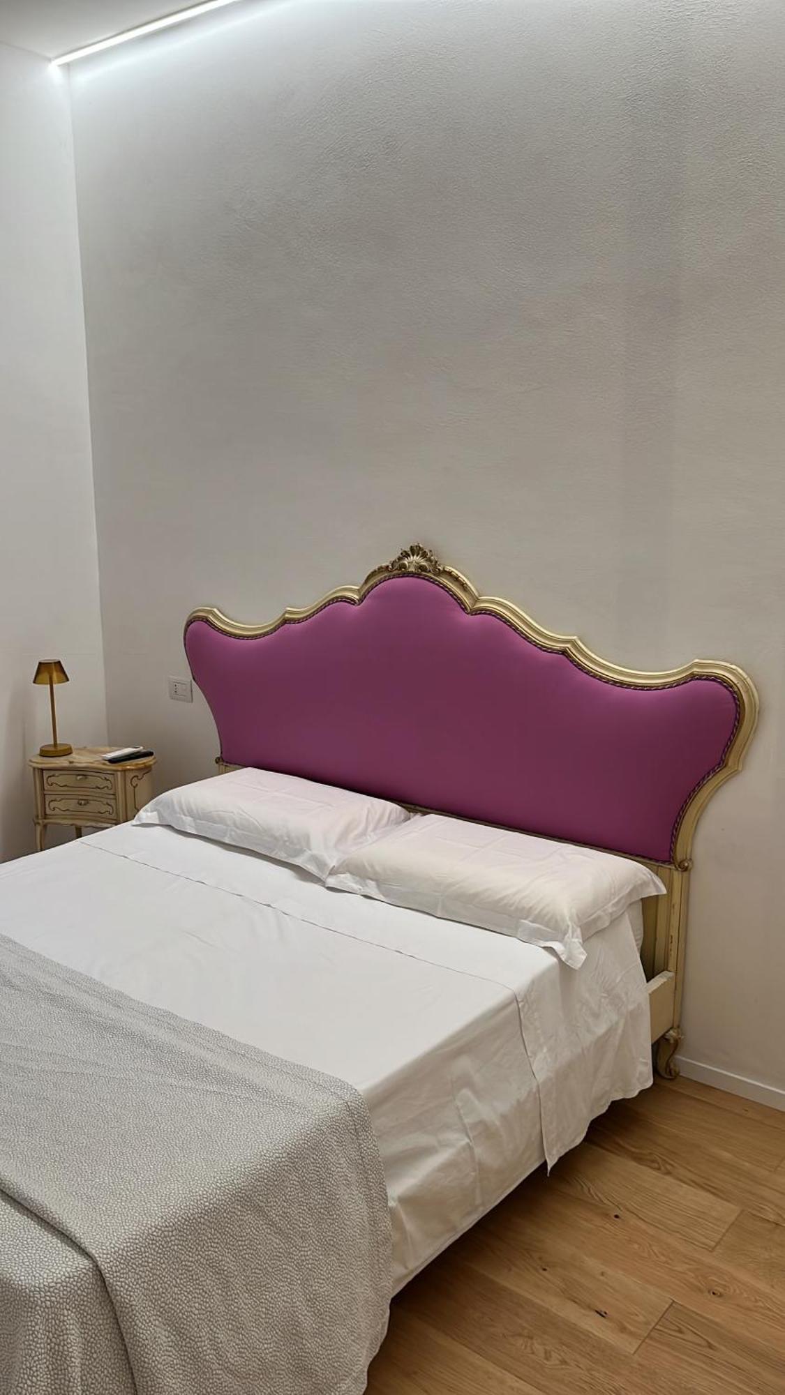 מנפרדוניה Rosarias Rooms מראה חיצוני תמונה